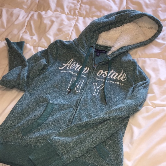 Aéro Green Zip-Up with Fluffy Hood - Picture 2 of 5